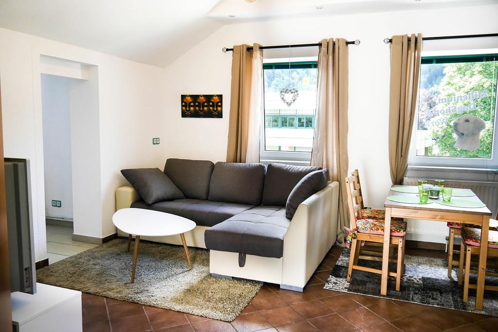 Millenium Inn Mürzzuschlag Esterno foto
